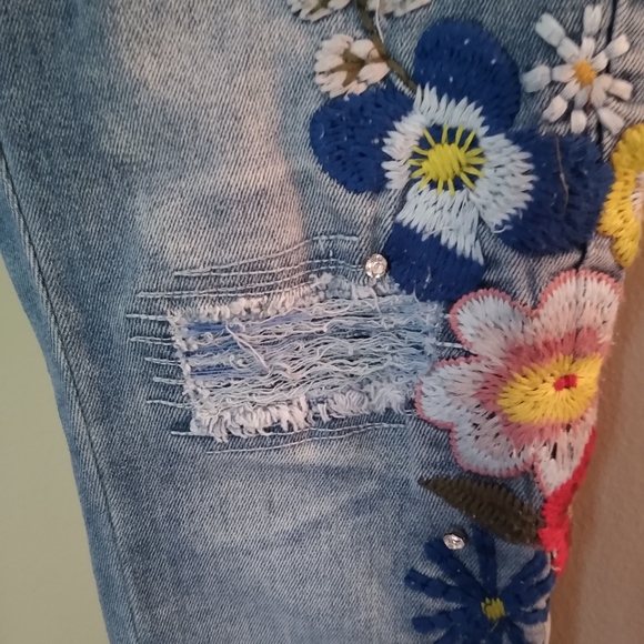 Rock & Indigo Embellished Jeans!! Sz 8/28!! - Picture 6 of 8